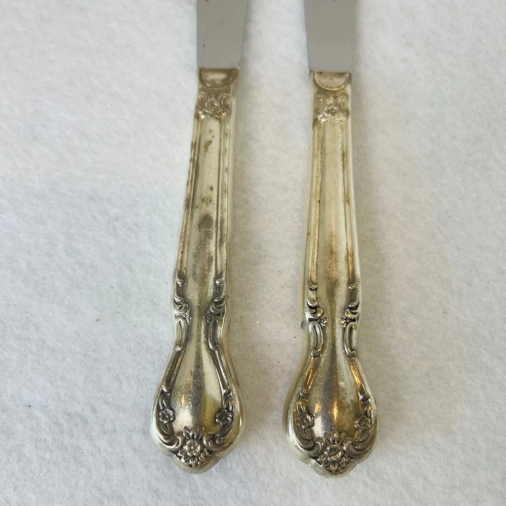 Vintage Silver Plated Floral Scroll Dinner Knives Set of 2 Stainless Blade 8.5